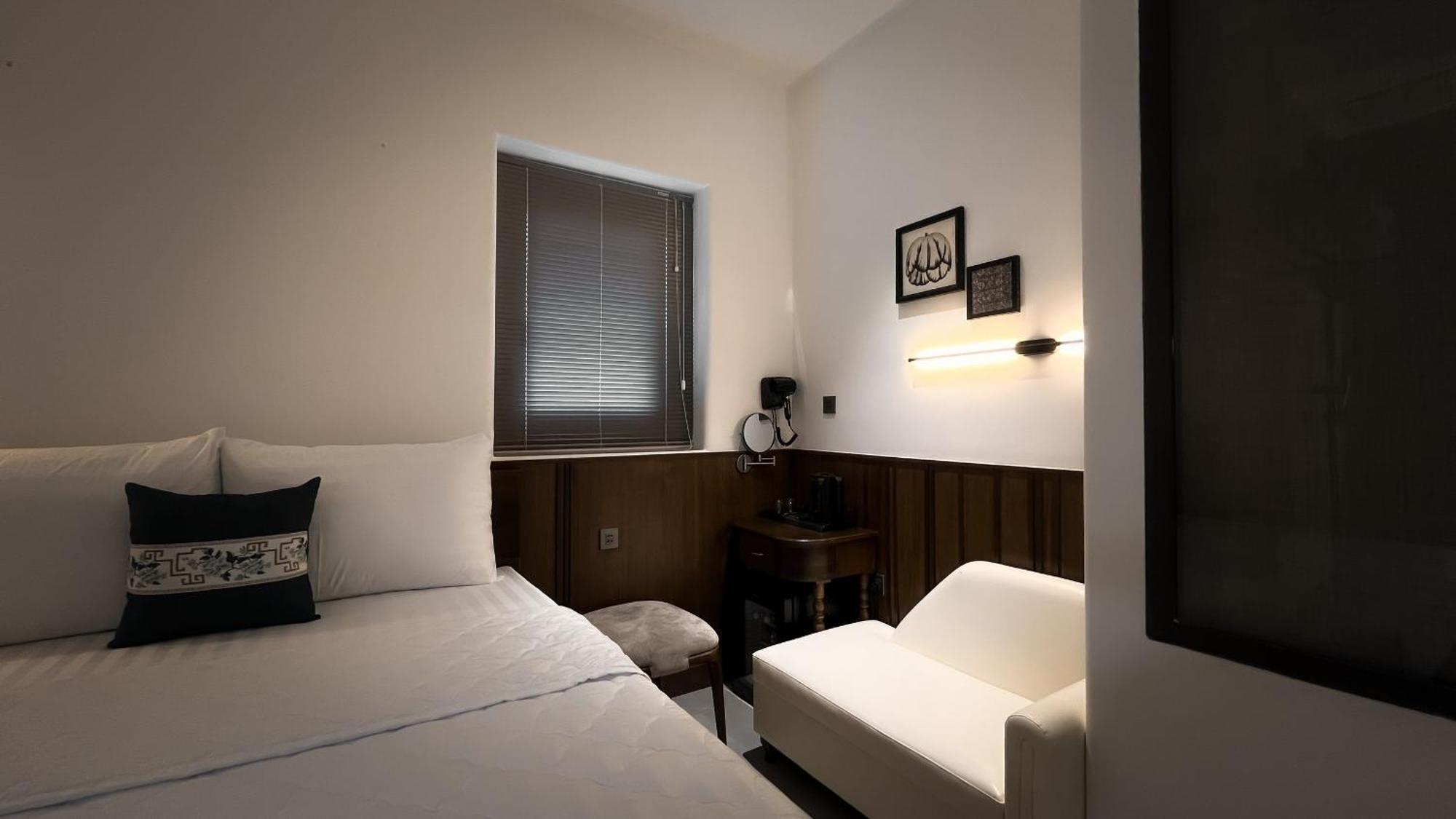 Dong Nhu 5 Hotel