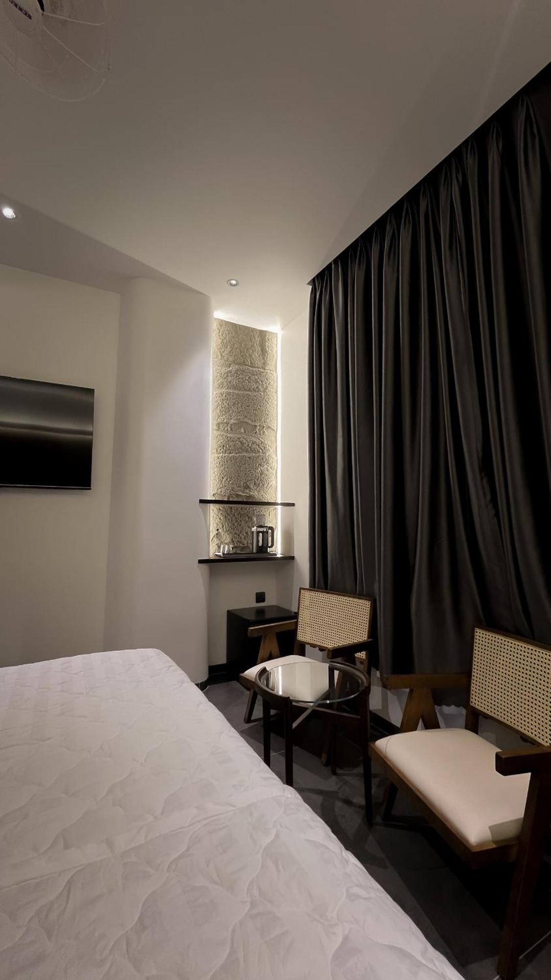Khách sạn Dong Nhu 5 *